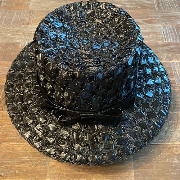 Vintage Woven Straw Hat🖤 - Picture 2 of 8